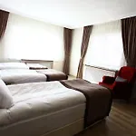 Destino Park 3*