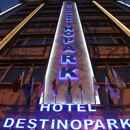 Destino Park 3*
