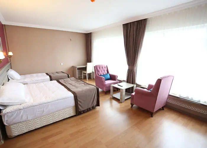 فندق Destino Park 3*